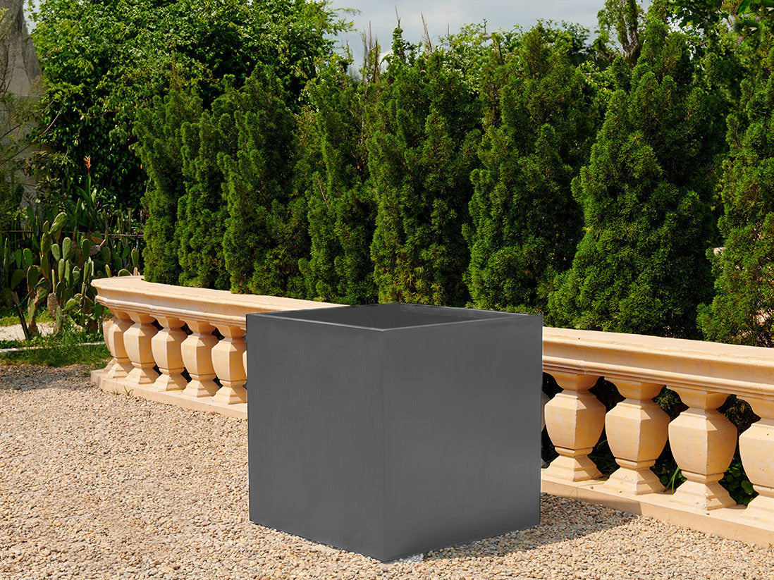 Cube Planter 12.0" - 27.5" By Plantatorem