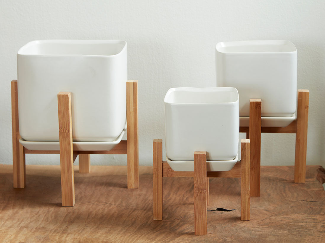 Cube with Attached Saucer- 4.5" x 4.0" By Plantatorem
