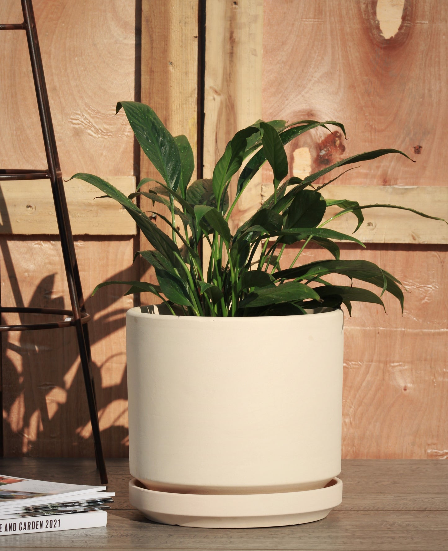 Mid Modern Planter With Detached Saucer "12.0" D x 10.5" H" By Plantatorem
