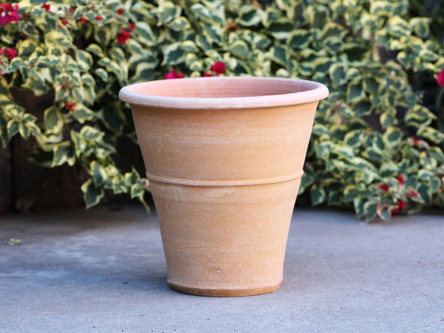 Monahou Planter By Plantatorem