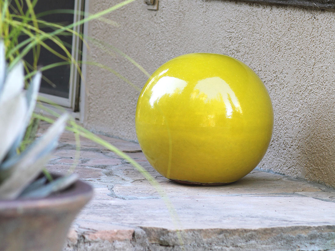 Outdoor Decorative Sphere Glazed 12" By Plantatorem