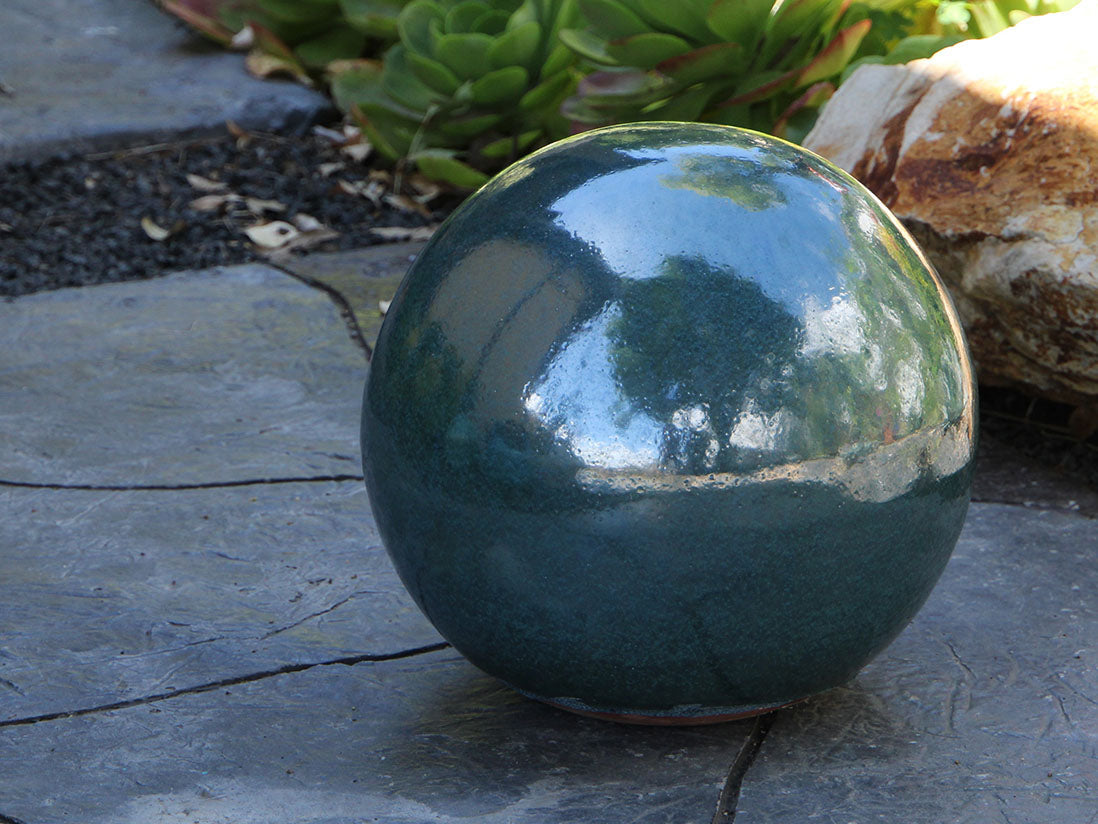 Outdoor Decorative Sphere Glazed 16" By Plantatorem