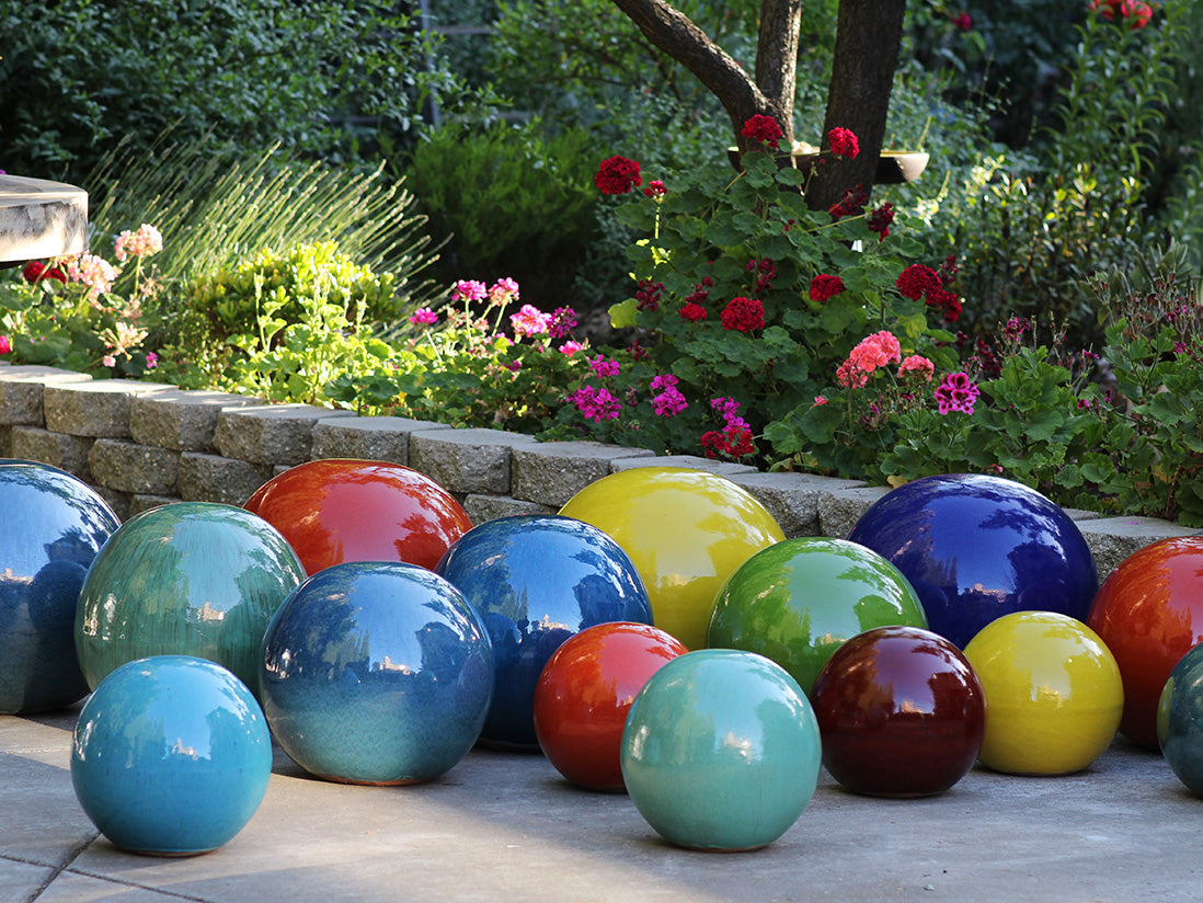Outdoor Decorative Sphere Glazed 19.5" By Plantatorem