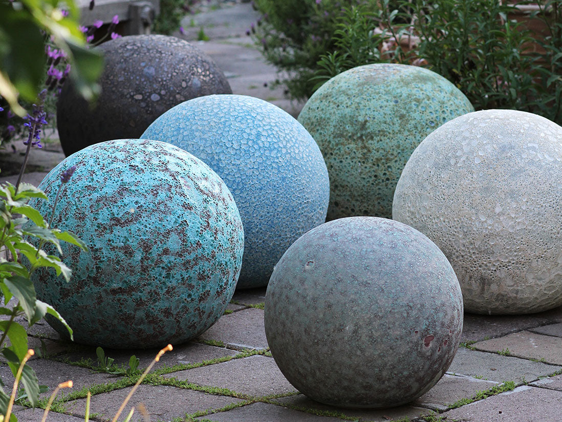 Outdoor Decorative Sphere Vintage 16" By Plantatorem