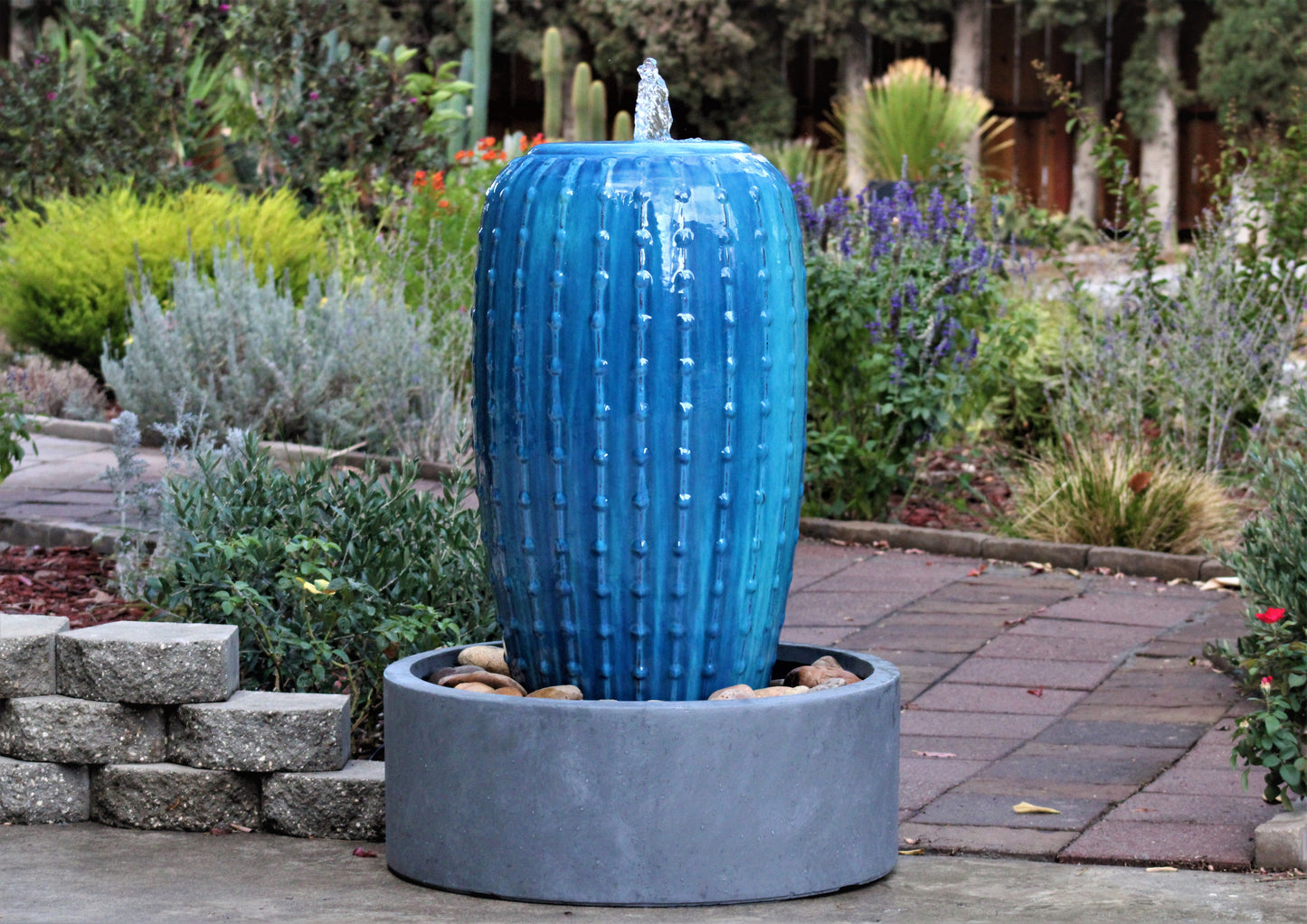 Diamond Jar Fountain By Plantatorem