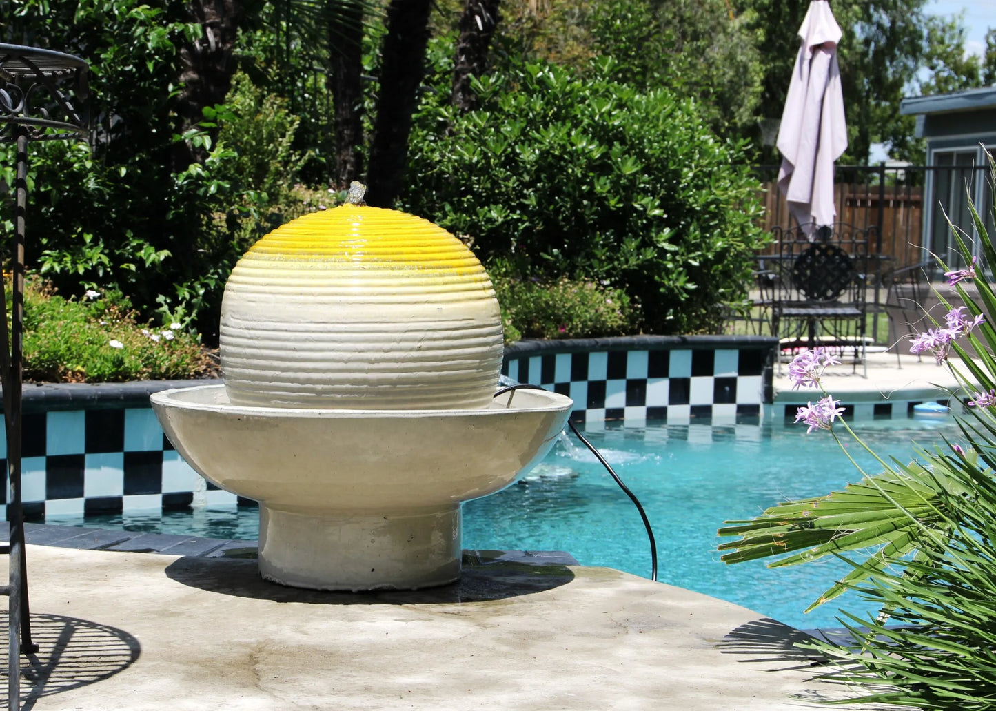 Cambria Sphere Fountain By Plantatorem